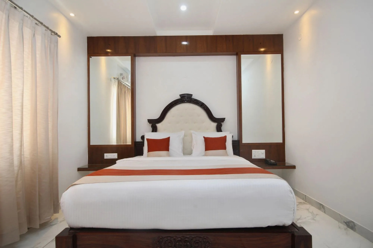Hotel Loksagar