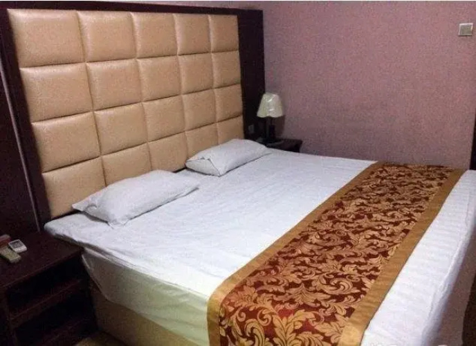 Yunyang Express Hotel