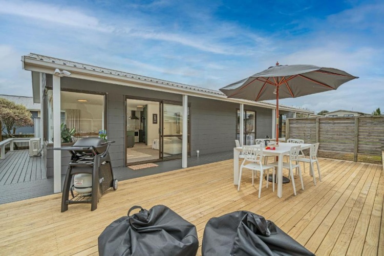 3 Bedrooms Cottage