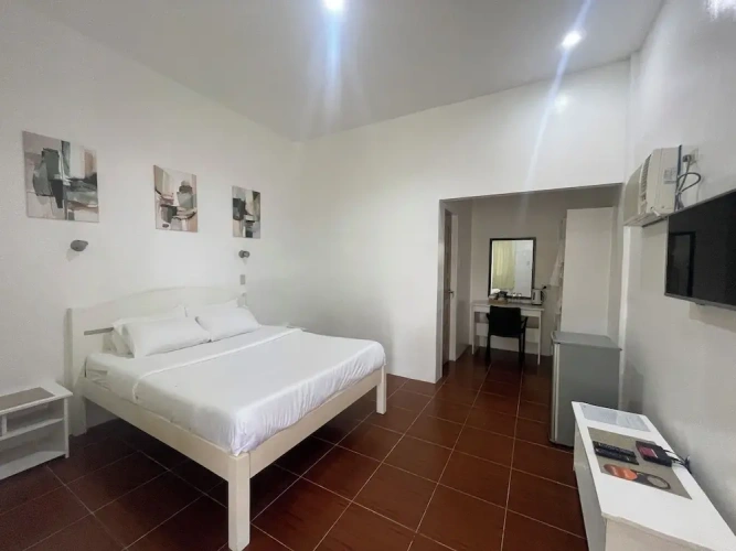 Standard Double room with pool view
