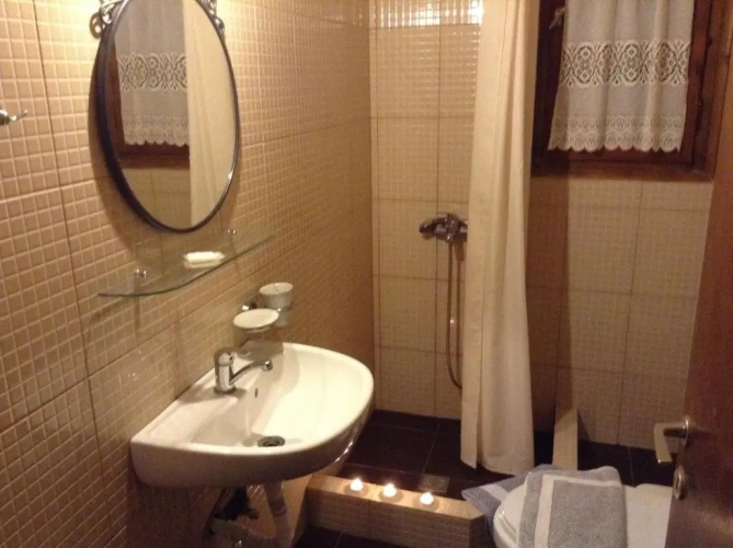 2 Bedrooms Apartment with garden view
