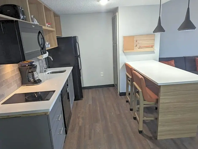 1 Bedroom Double Suite