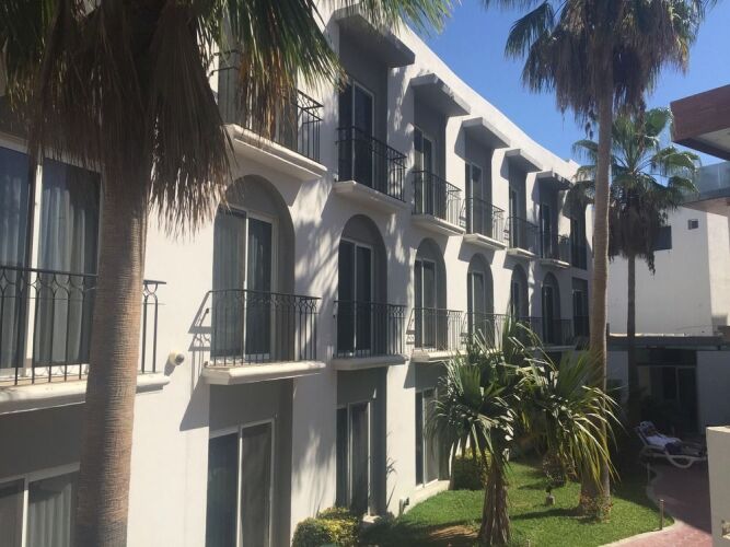 Imagen de Seven Crown Express &amp; Suites Cabo San Lucas