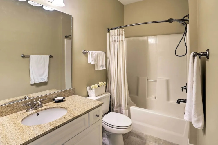 Relax by Pool & Golf: Chic Myrtle Beach Condo