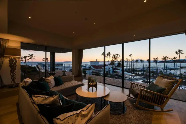 Malibu Hotel