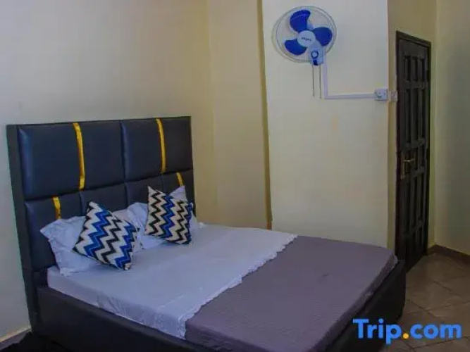 NOAZ Hotel Kampala