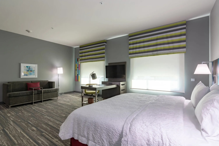 Hampton Inn & Suites Dallas East