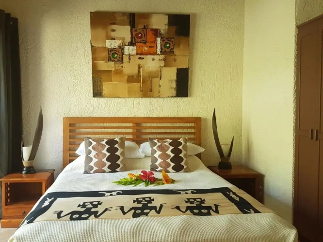 2 Bedrooms Villa