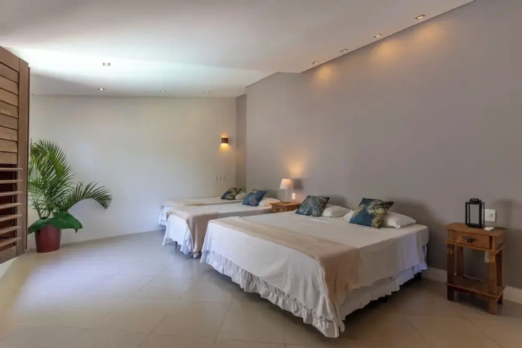 Standard Quadruple Family room with pool view