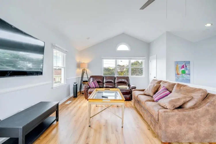 3 Bedrooms Cottage