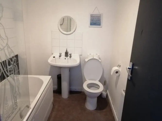 Fun 4-bed Apartment in Birmingham Central