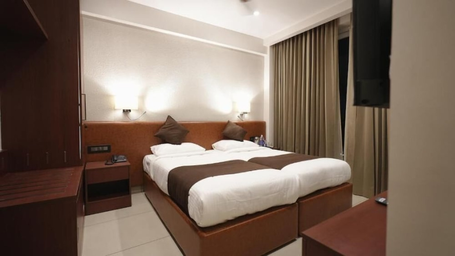 AS Suites