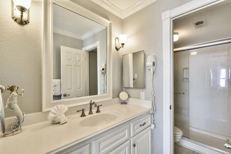 Seascape 2114 - 2 Br Condo