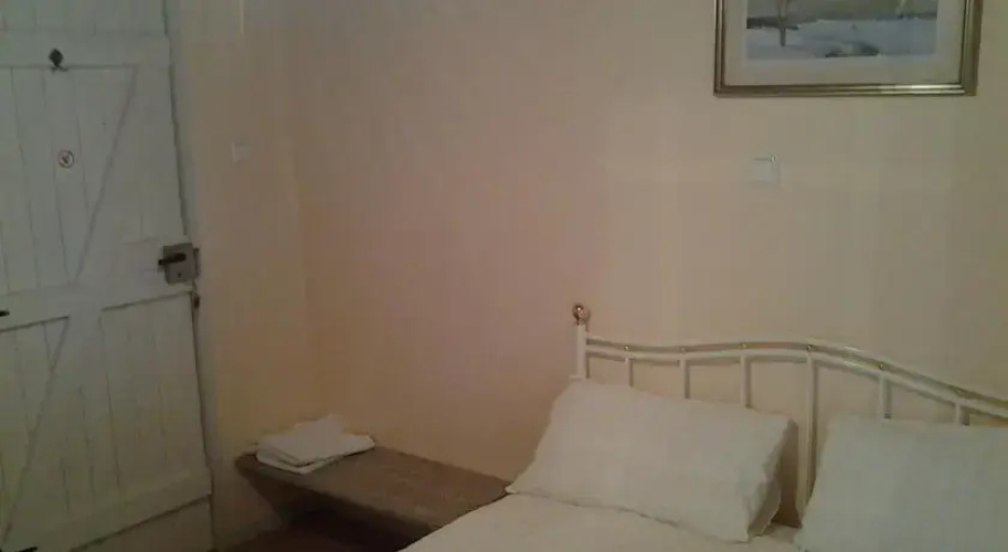 Vine Cottage Bed and Breakfast