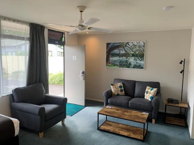 1 Bedroom Suite