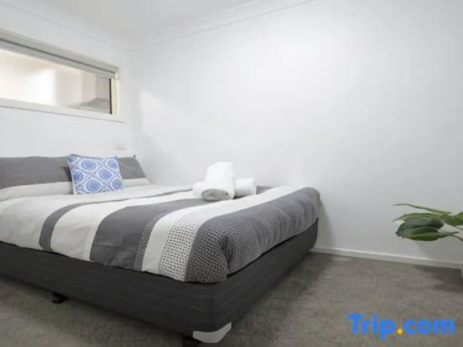 2 Bedrooms Family Apartment