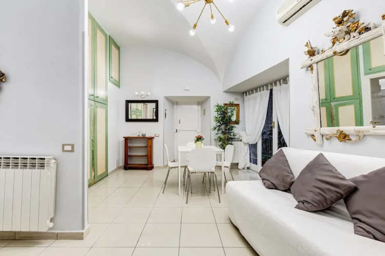 Trastevere & Old Ghetto Apartment