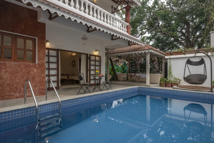 4 Bedrooms Luxury Villa
