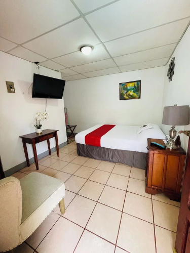 Hostal Clary