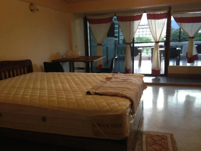 INA House