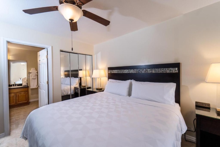 Holiday Inn Resort Grand Cayman photo 7