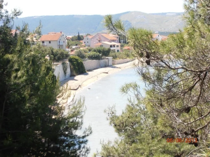 1 Bedroom Apartment with balcony and with sea view