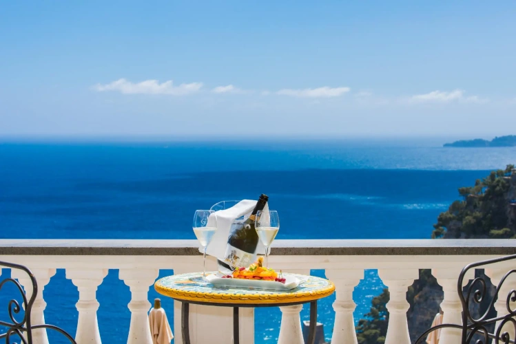 1 Bedroom Deluxe Double room with sea view