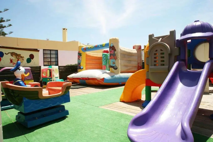 Kaissa Beach Apartments