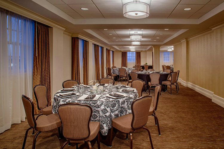 Hampton Inn & Suites Birmingham-Downtown-Tutwiler photo 17