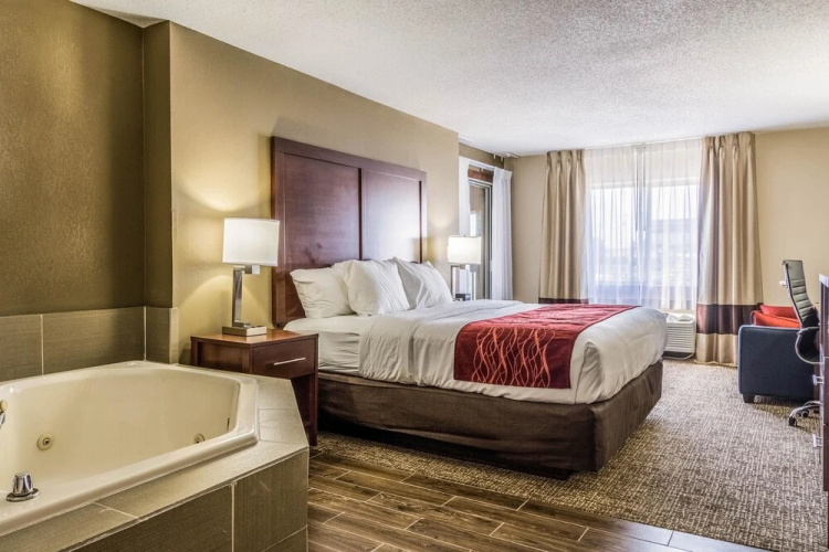 All American Inn & Suites Norwalk