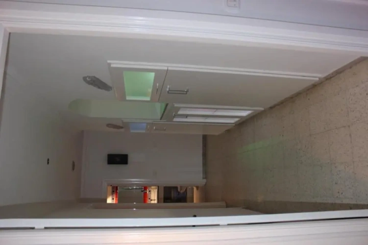 3 Bedrooms Apartment
