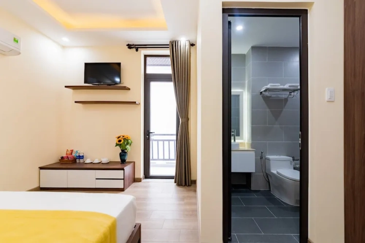 Grand Double room with balcony and with city view
