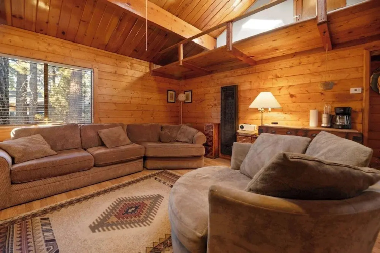 Charming Mountain Getaway