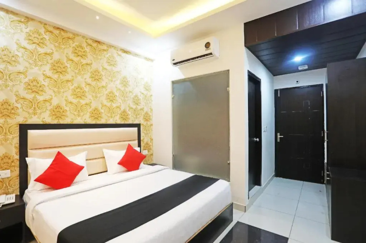 Hotel Aroma Regency by OYO Rooms