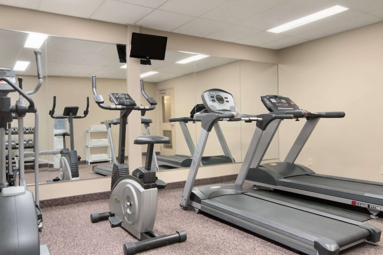 Days Inn & Suites by Wyndham Thunder Bay photo 15