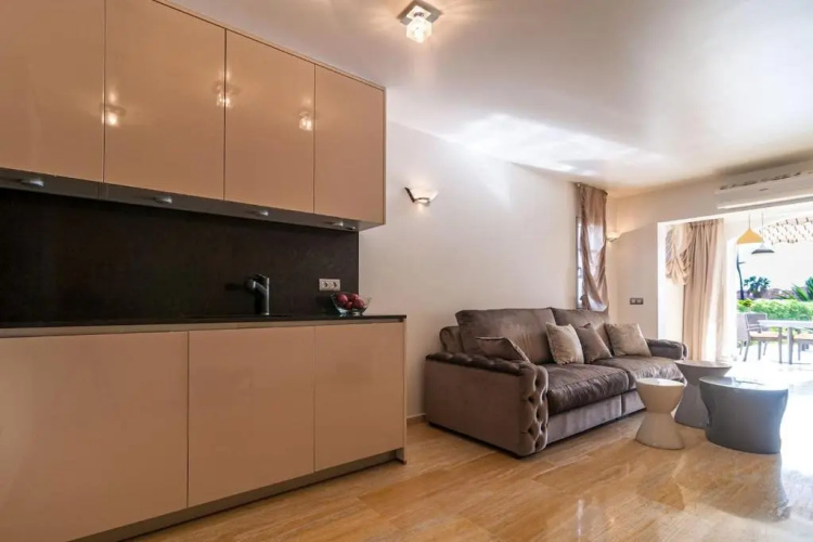 Apartamento Mango next to Del Duque Beach