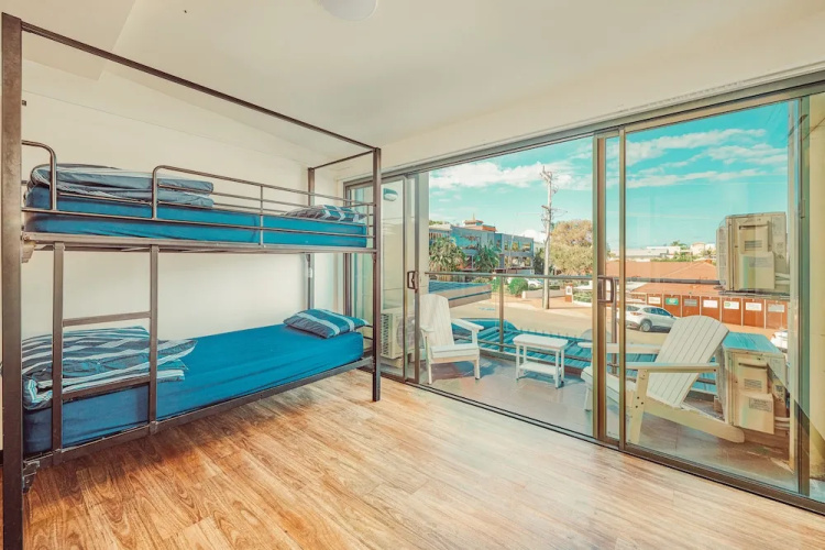 The Surf House - Hostel