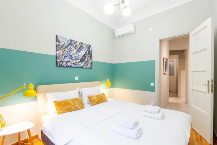 Acropolis Apartments