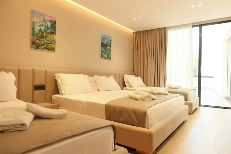 Standard Quadruple room