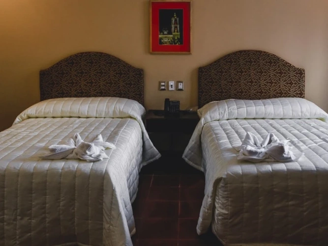 Standard Triple room