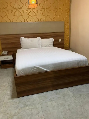 Royal Marquis Hotel