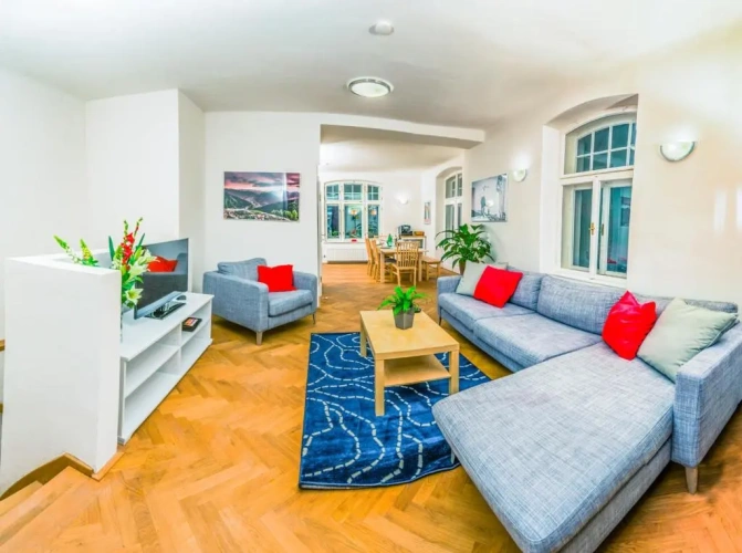 2 Bedrooms Apartment with balcony