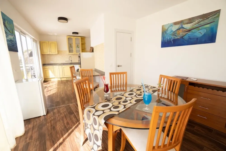 3 Bedrooms Deluxe Apartment