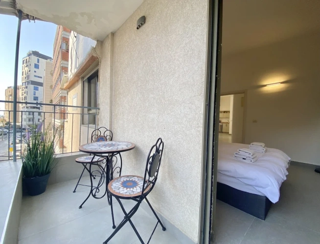 2 Bedrooms Apartment with balcony
