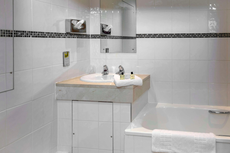 Best Western Heath Court Hotel photo 8