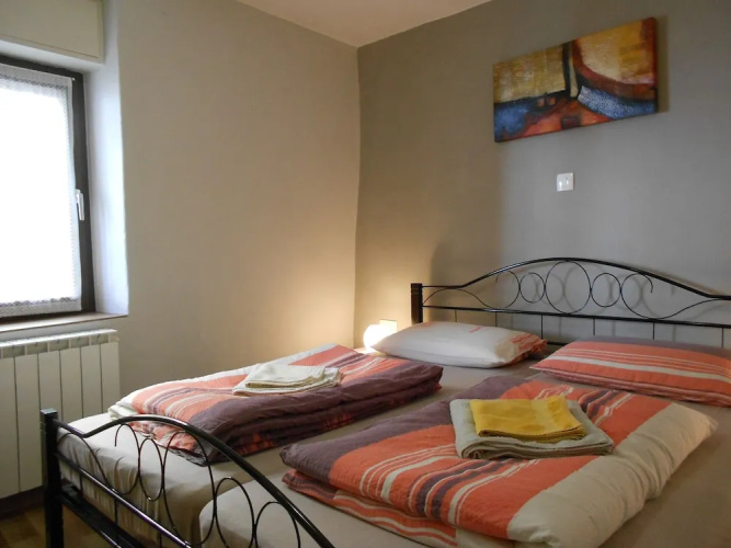 Apartments Modrina