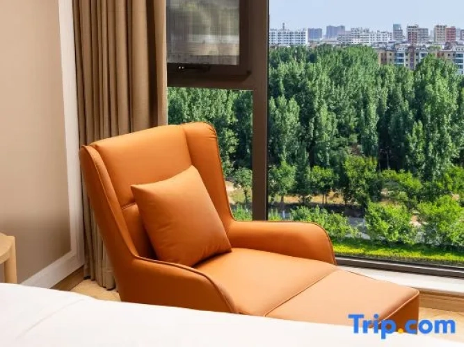 1 Bedroom Deluxe Suite