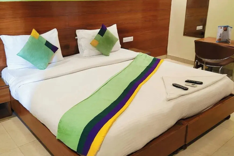 Fabhotel Aroma Luxuries