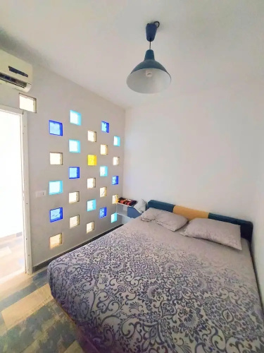 1 Bed Chalet - Sleeps 2 - Pets - Pool - Smoking