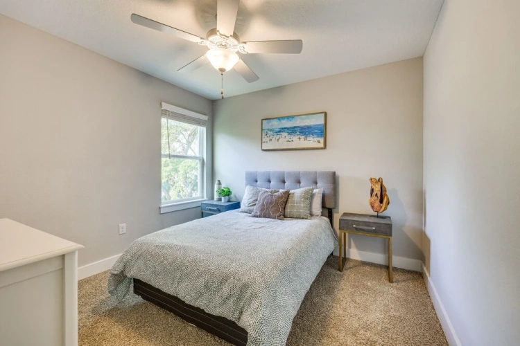 3 Bedrooms Apartment
